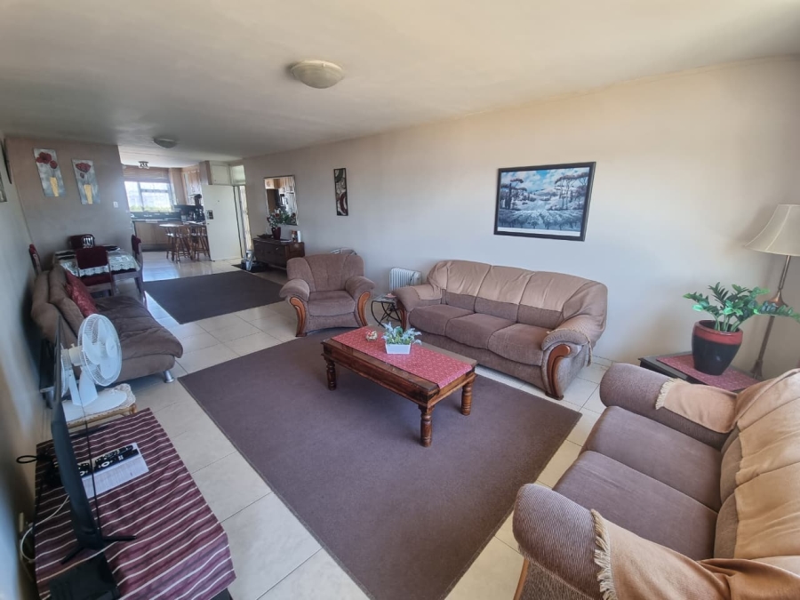 2 Bedroom Property for Sale in Milnerton Western Cape